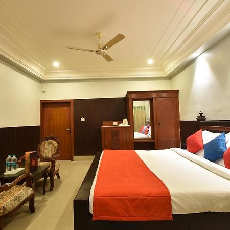 Hotel Sagar Биканер Екстериор снимка