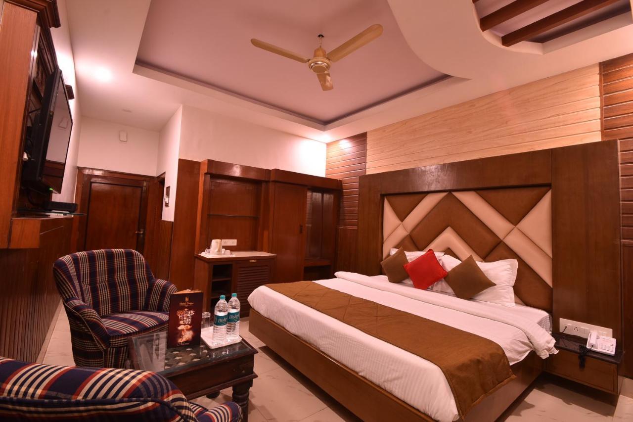 Hotel Sagar Биканер Екстериор снимка