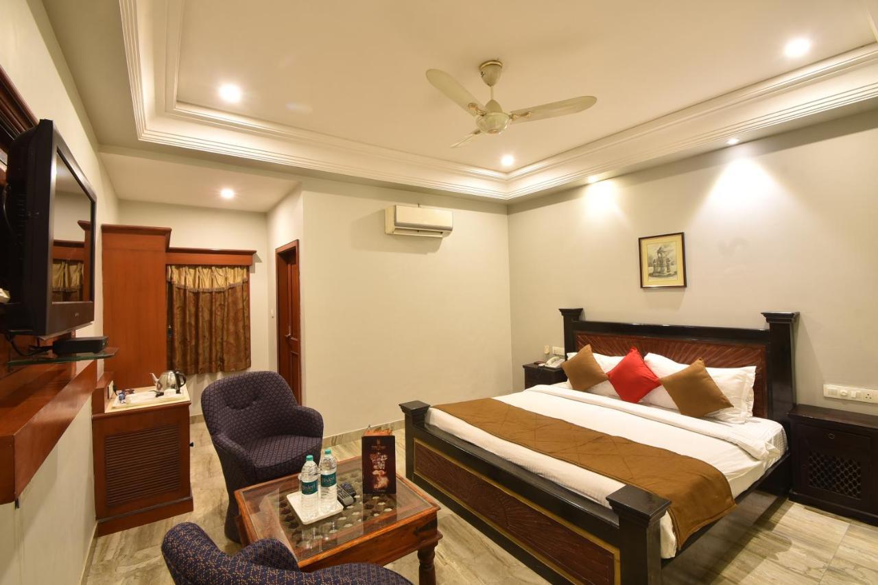 Hotel Sagar Биканер Екстериор снимка