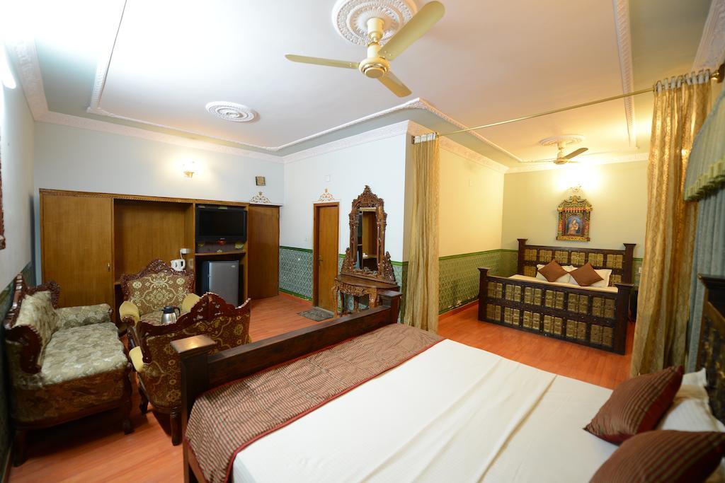 Hotel Sagar Биканер Екстериор снимка